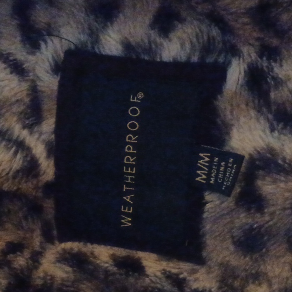 A.Vest - Picture 4 of 5